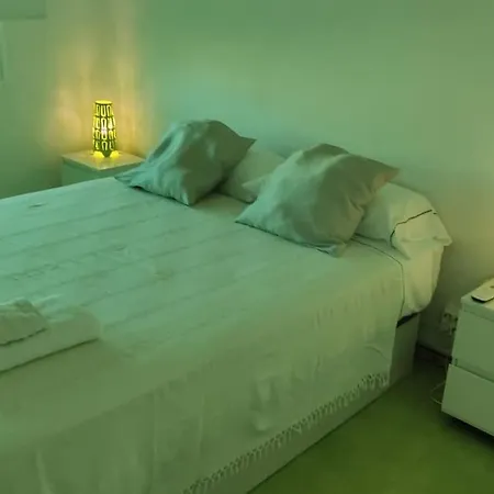 Atico Con Encanto En El Centro De *